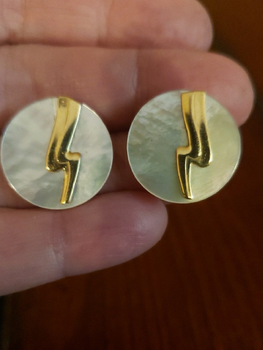 Gold Wavy Accent Mother-of-Pearl Round Stud Earrings - Can Wear Gold  Separated - Picture 5 of 10